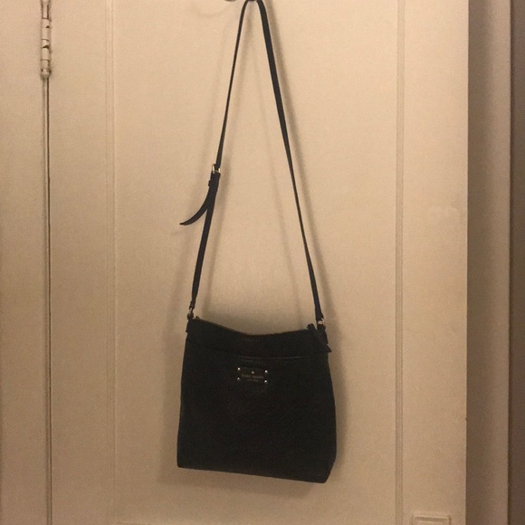 Black Kate spade cross body - Picture 1 of 3